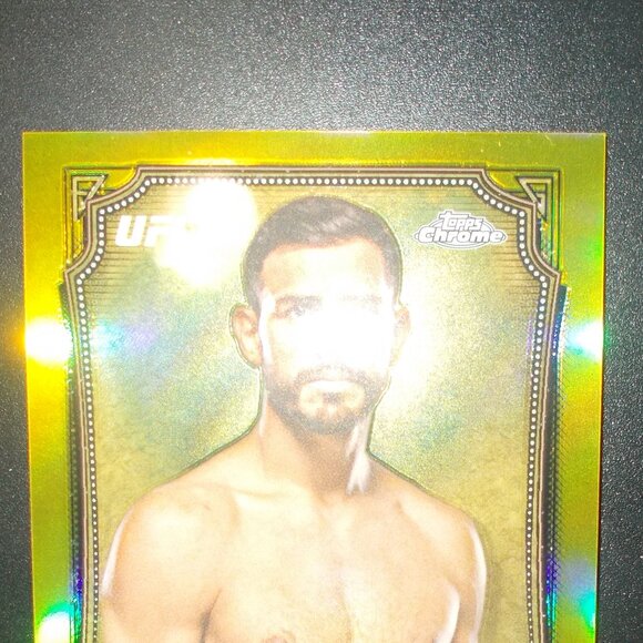 2025 Topps Chrome UFC Yair Rodriguez Allen & Ginter Gold Refractor 39/50 - Picture 3 of 7